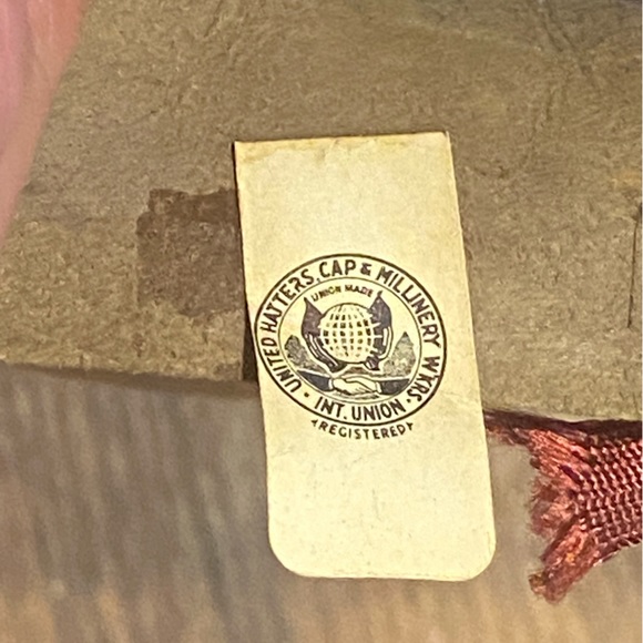 Vintage Resistol Stagecoach Fur Western Hat w/ Hand Embroidered Trim & Feathers - Picture 16 of 16